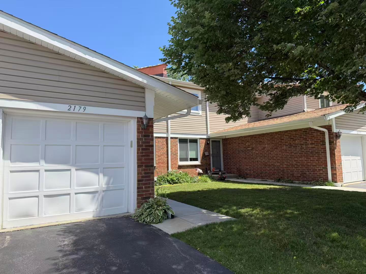 2179 North Queensburg Lane - 1